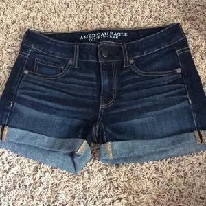 Dark wash American Eagle jean shorts!